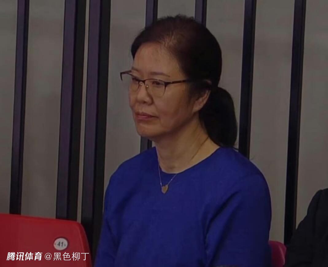 欧美性大战久久久久久久