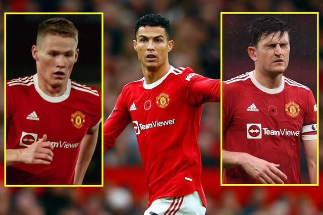一边摸上面一边摸下面视频